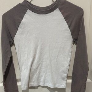 Long Sleeve Hollister baby tee shirt - Gray and White